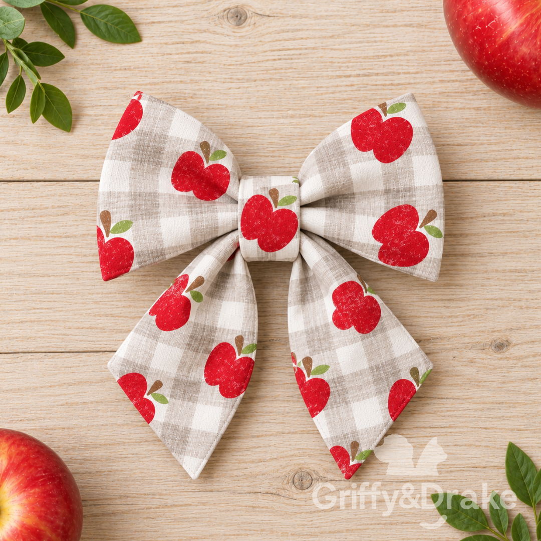 Apple of My Eye Sailor Bow